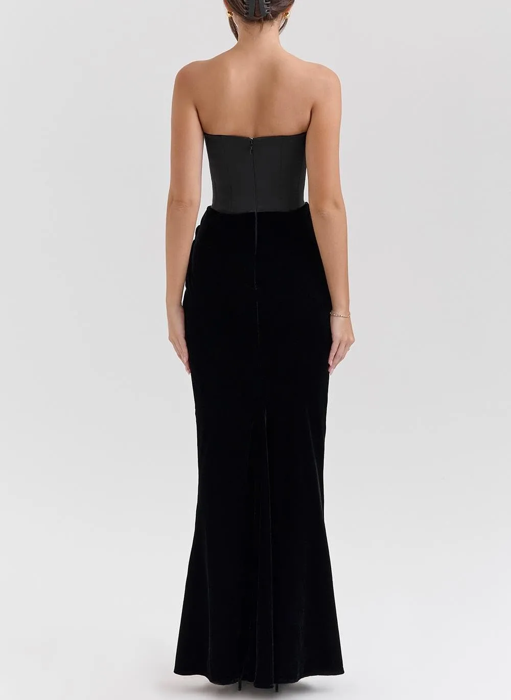 Catalpalev Women's Sexy Fishbone Plunge Slim Backless Temperament Velvet Gowns Bridesmaid Dresses Prom Dresses